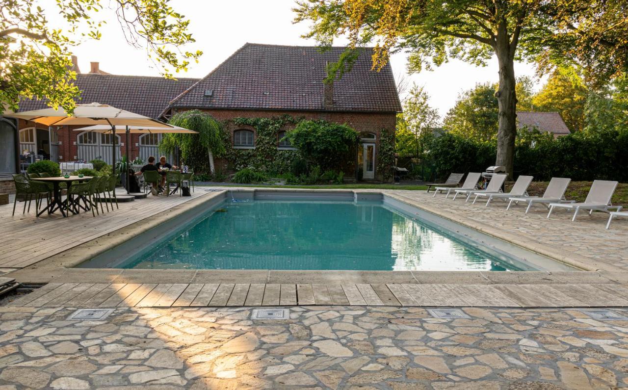 Relais M B&B Frasnes-lez-Anvaing Luaran gambar